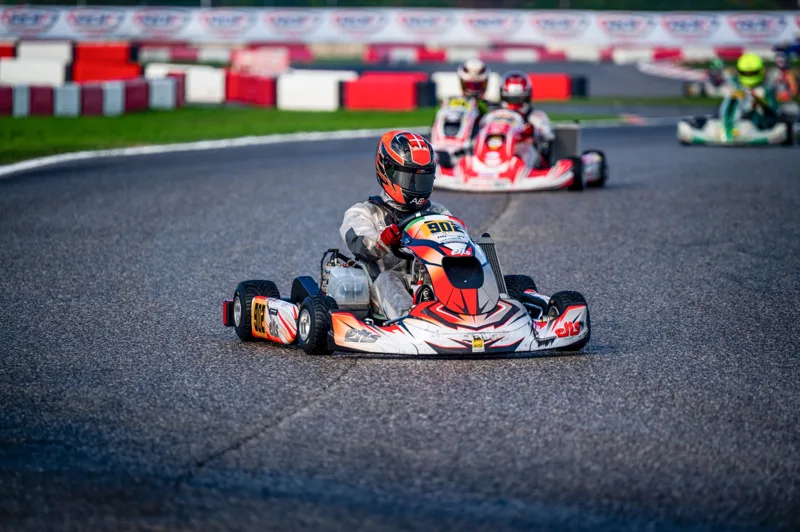 Karting on a dry track